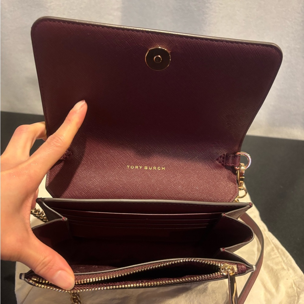 Authentic Tory Burch Leather Gold Chain Crossbody bag convertible wallet purse - Picture 5 of 13